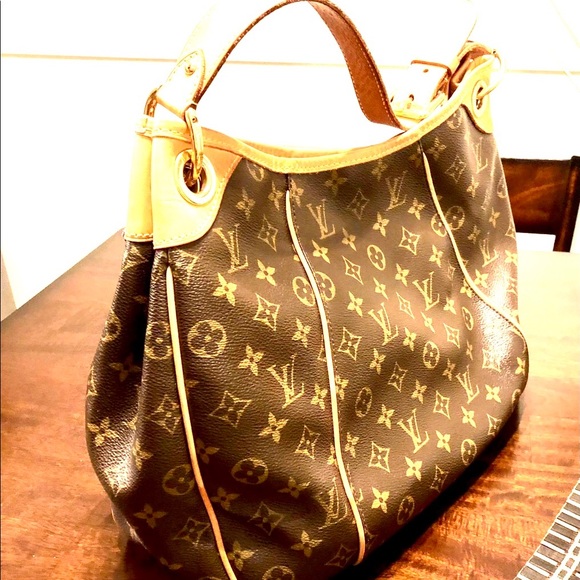 Authentic Louis Vuitton PM Galleria - Picture 3 of 16